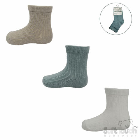 Triple Ribbed Ankle Socks